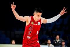 陳盈駿關(guān)鍵時(shí)刻挺身而出，6記三分球轟出23分4板2助2斷