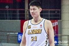 游刃有余！胡金秋高效輸出15分5板2帽 正負值+24