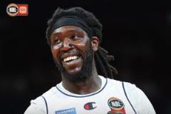 哈雷爾續(xù)約36人隊(duì) 賽季場(chǎng)均20.5+9.3引關(guān)注