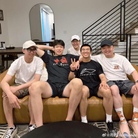 楊瀚森今日備戰(zhàn)下一站試訓(xùn)，自主進(jìn)行力量訓(xùn)練