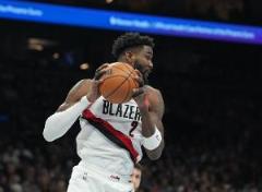 詹姆斯能否拯救艾頓的職業(yè)生涯？若他不能，艾頓或許真的沒救了。