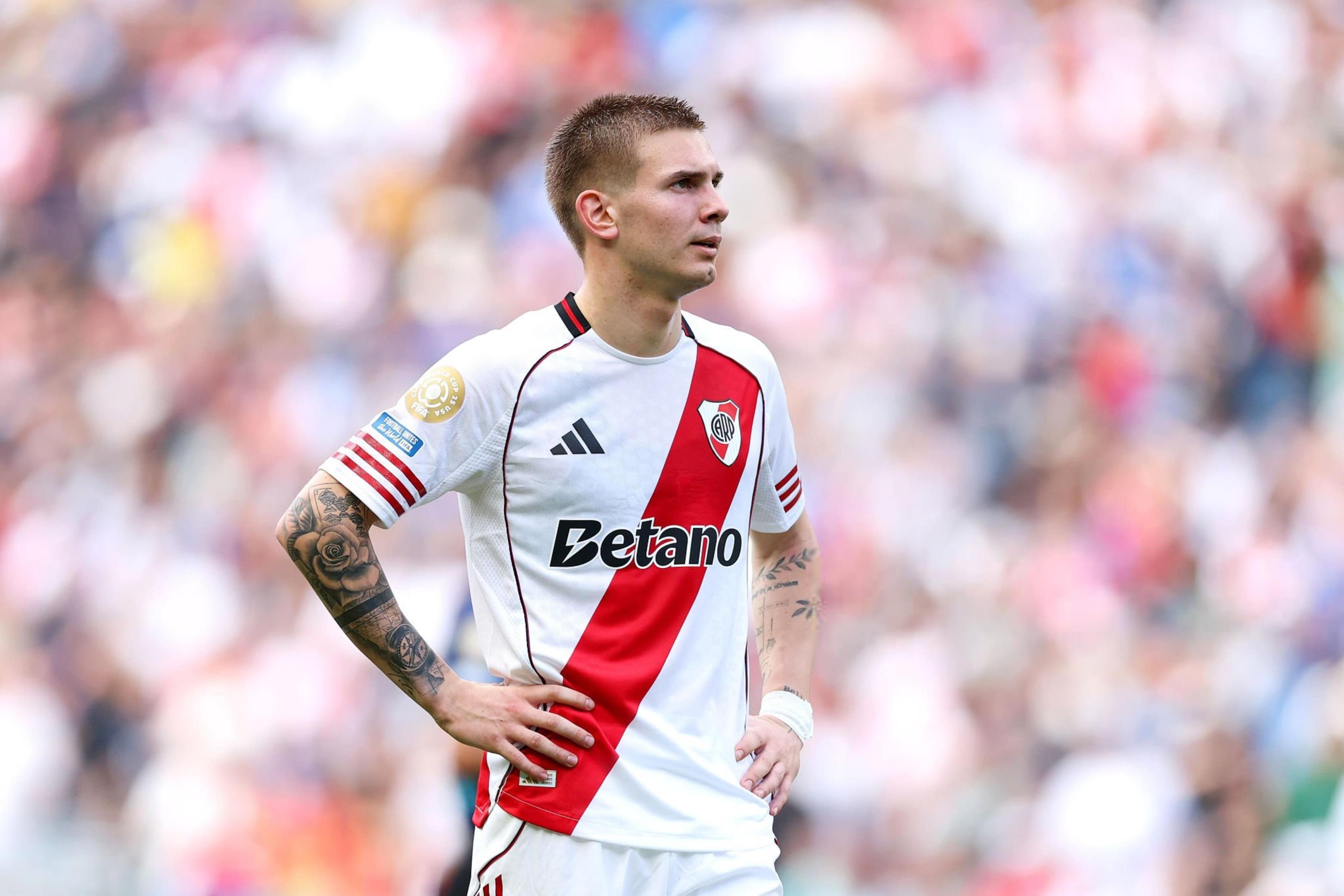 博主：馬斯坦托諾或將身披皇馬25號球衣